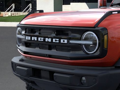New 2024 Ford Bronco Outer Banks image 19