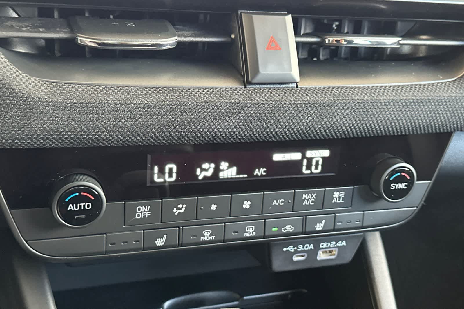 New 2026 Subaru Outback Limited AWD/4WD image 20
