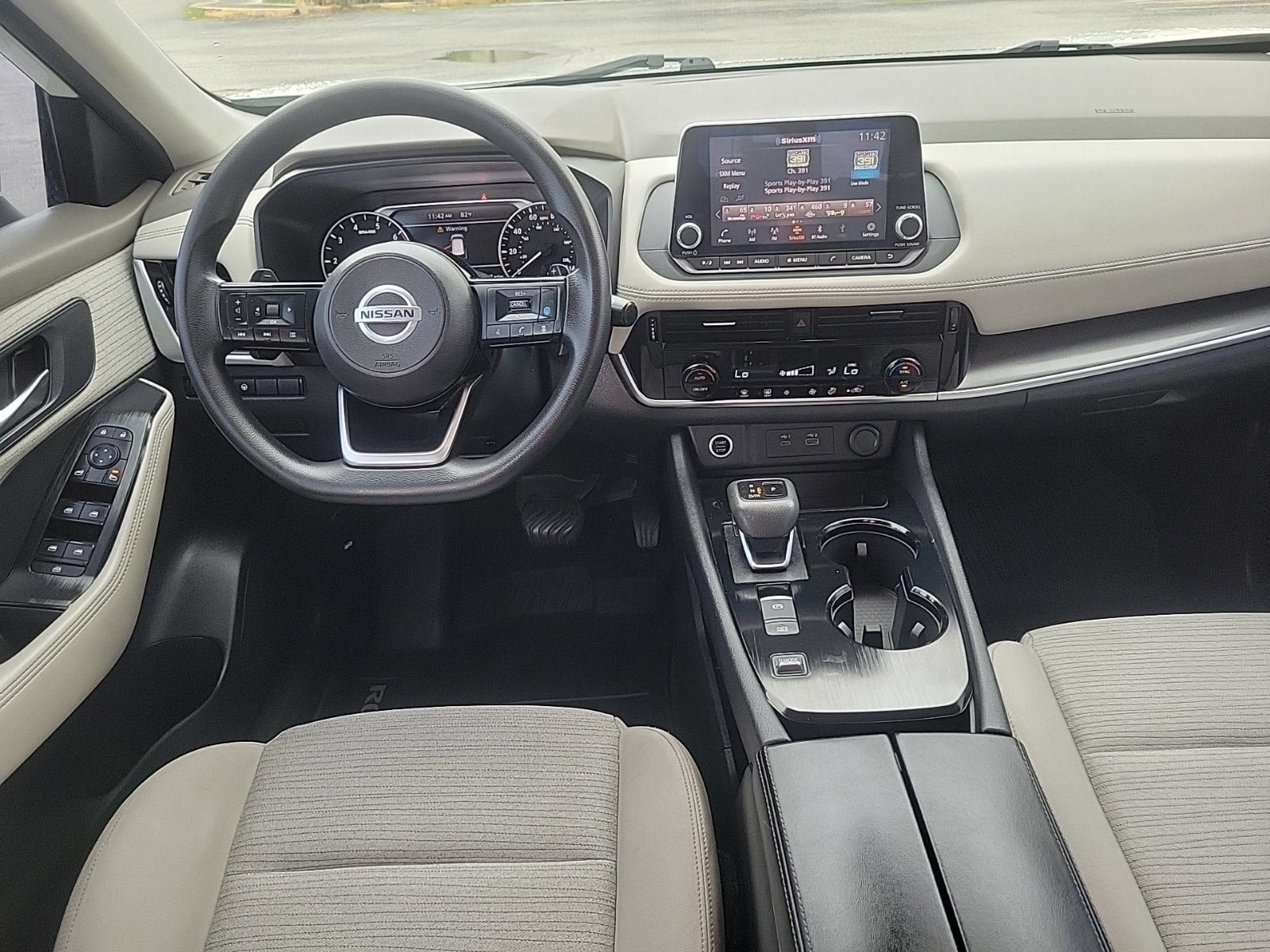 Used 2021 Nissan Rogue SV FWD image 19