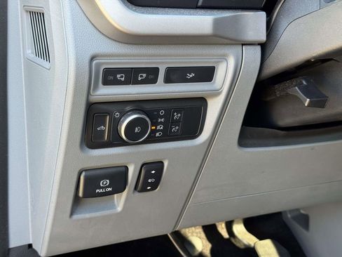 Used 2022 Ford F150 XLT w/ Equipment Group 302A High image 10