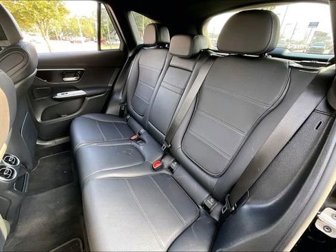New 2025 Mercedes-Benz GLC 300 4MATIC image 23