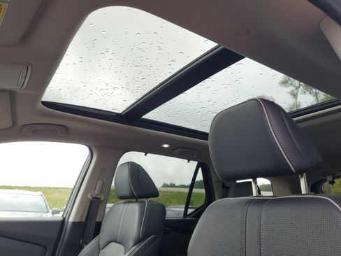 Certified 2025 Honda Pilot Elite image 13