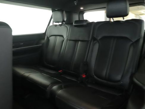 Used 2024 Jeep Wagoneer L Series II w/ Flexible Seating Group AWD/4WD image 30