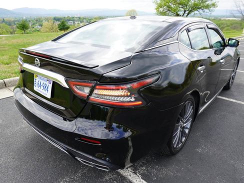 Used 2019 Nissan Maxima Platinum w/ Reserve Package image 15