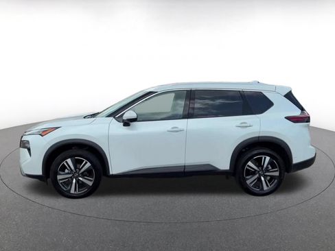 Used 2026 Nissan Rogue SL FWD image 7