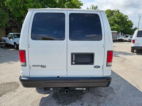Used 1998 Ford E-250 and Econoline 250 image 6