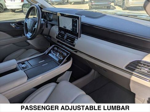 Used 2024 Lincoln Navigator Reserve AWD/4WD image 28