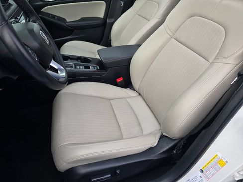 Used 2024 Honda Civic EX-L image 16