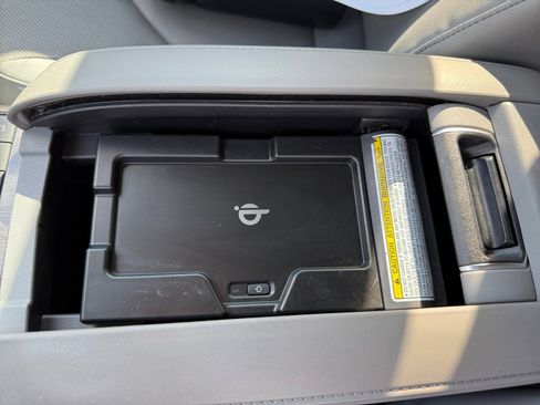 Used 2022 Toyota Highlander Platinum image 15