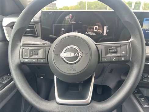 Used 2026 Nissan Kicks SV w/ SV Premium Package AWD/4WD image 20