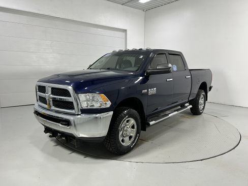 Used 2018 RAM 2500 SLT w/ Snow Chief Group image 19