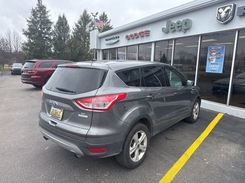 Used 2014 Ford Escape SE image 3
