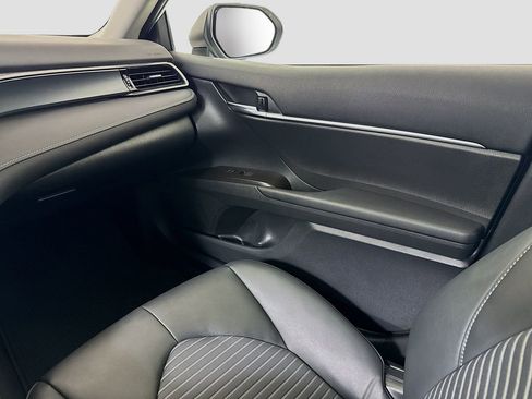 Used 2024 Toyota Camry SE FWD image 23