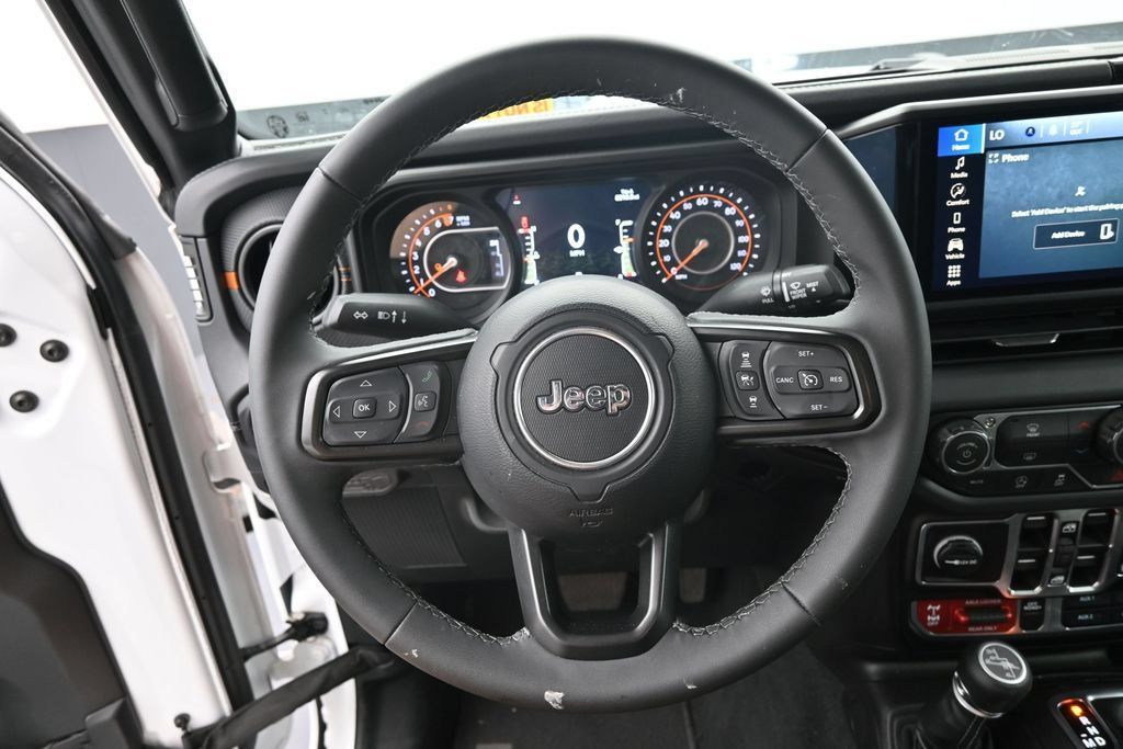 Used 2026 Jeep Gladiator Mojave AWD/4WD image 21