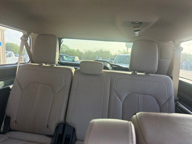 Used 2023 Ford Expedition Max Limited RWD image 8