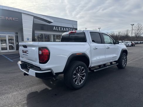 New 2026 GMC Canyon Denali image 3