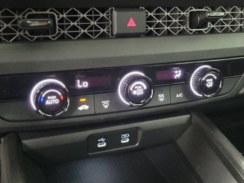 Certified 2025 Honda Accord LX image 30
