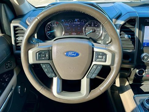 Used 2021 Ford Expedition Max XLT image 36