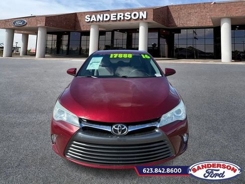 Used 2016 Toyota Camry LE image 8