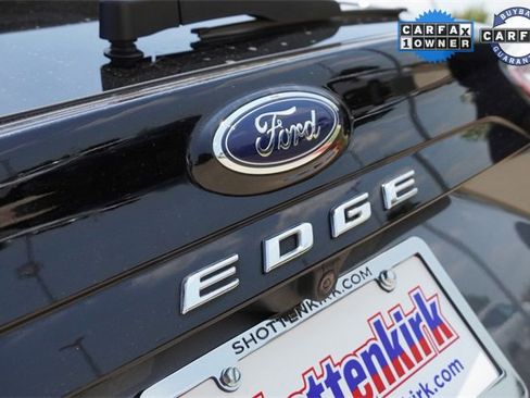 Used 2024 Ford Edge Titanium image 10