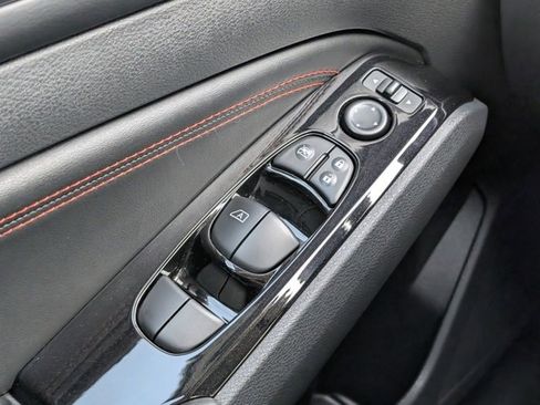 Used 2023 Nissan Altima 2.5 SR image 23