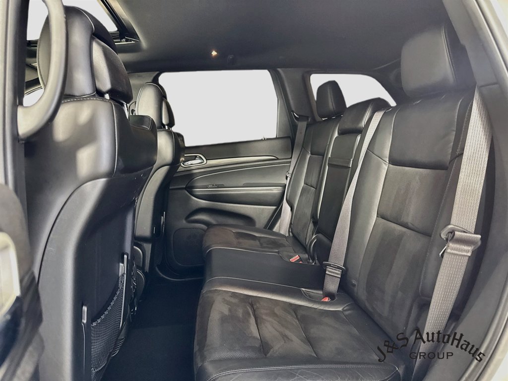 Used 2021 Jeep Grand Cherokee Laredo X AWD/4WD image 28