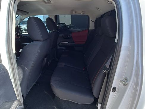 Used 2018 Toyota Tacoma SR5 image 14