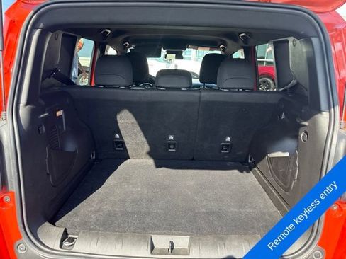 Used 2021 Jeep Renegade Latitude AWD/4WD image 10