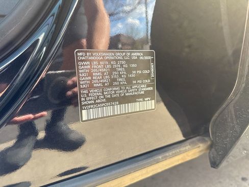 Certified 2023 Volkswagen Atlas SEL Premium image 31