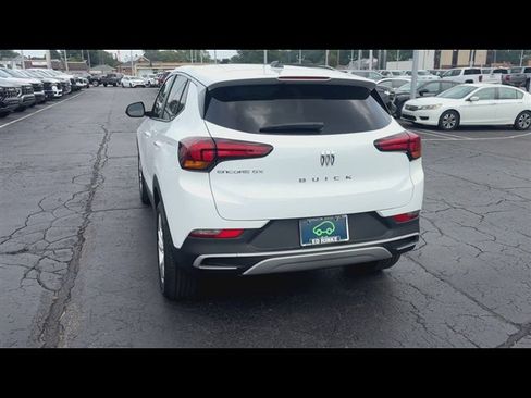 Used 2024 Buick Encore GX Preferred w/ Comfort Package FWD image 7