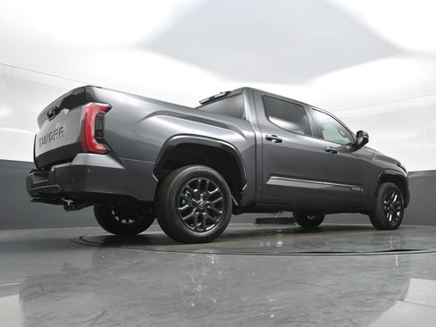 Used 2025 Toyota Tundra Platinum AWD/4WD image 34
