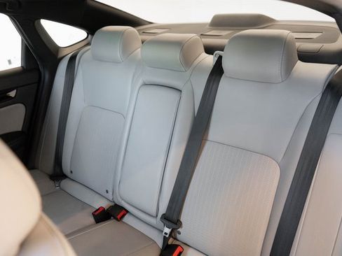 Used 2025 Honda Civic Sport image 17