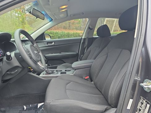 Used 2017 Kia Optima LX w/ Convenience Plus Package image 14