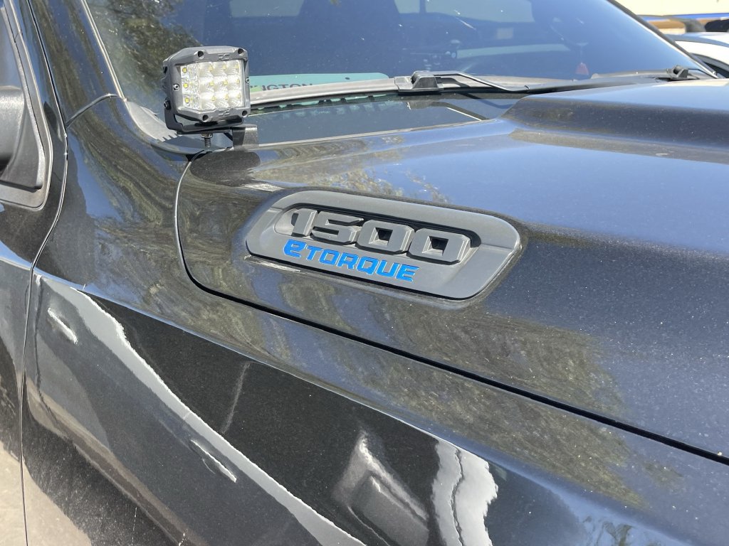 Certified 2025 RAM 1500 Tradesman w/ Night Edition AWD/4WD image 4
