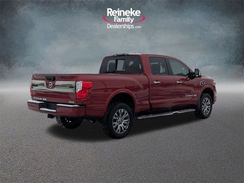 Used 2017 Nissan Titan Platinum Reserve image 5