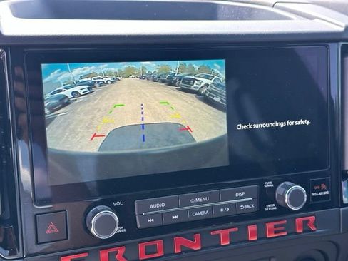 Used 2025 Nissan Frontier PRO-4X AWD/4WD image 22