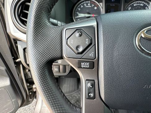 Used 2019 Toyota Tacoma SR5 image 35