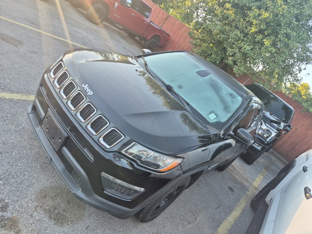 Used 2019 Jeep Compass Sport FWD image 3