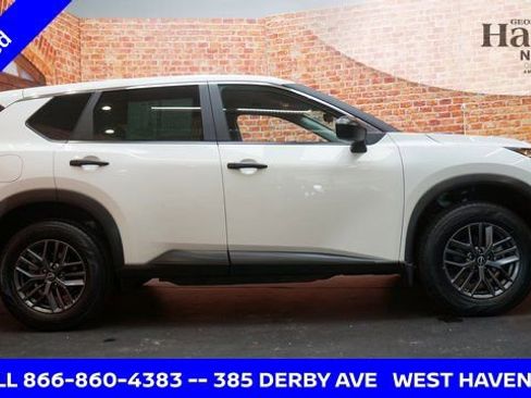 Certified 2023 Nissan Rogue S image 8