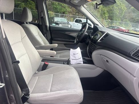 Used 2016 Honda Pilot EX image 14