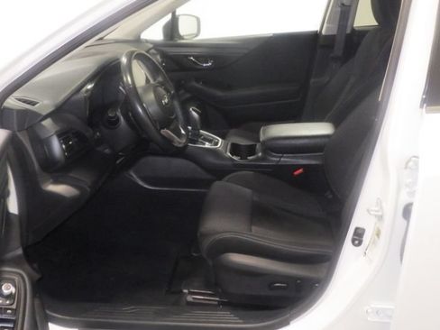 Used 2022 Subaru Outback Premium AWD/4WD image 8