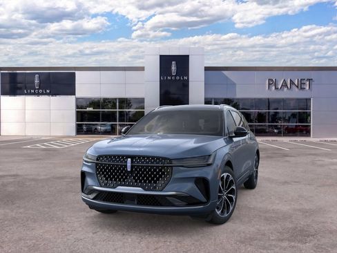 New 2026 Lincoln Nautilus Reserve AWD/4WD image 2