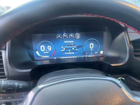 Used 2022 Ford Expedition Max Limited image 8