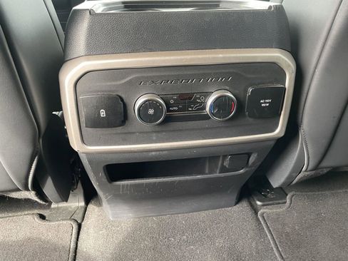Certified 2024 Ford Expedition Max XLT image 24
