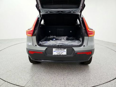 New 2026 Volvo XC40 B5 Plus w/ Climate Package AWD/4WD image 15
