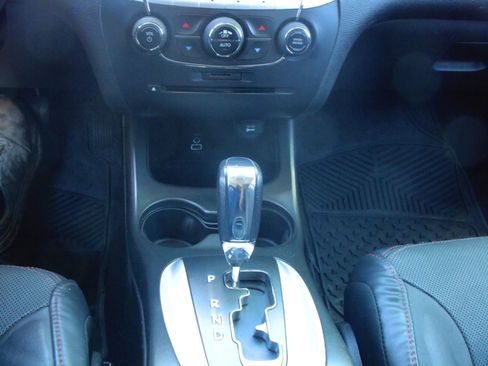 Used 2019 Dodge Journey GT AWD/4WD image 17