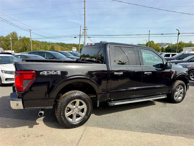 Used 2025 Ford F150 XLT w/ Equipment Group 301A Standard AWD/4WD image 4