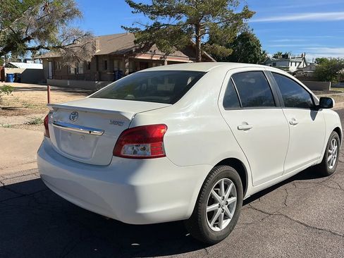 Used 2010 Toyota Yaris Sedan image 31