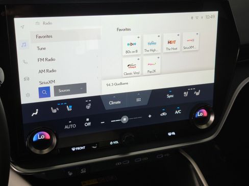 Used 2023 Lexus RZ 450e Premium image 22