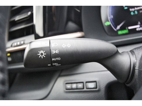 Used 2023 Toyota Crown AWD/4WD image 21